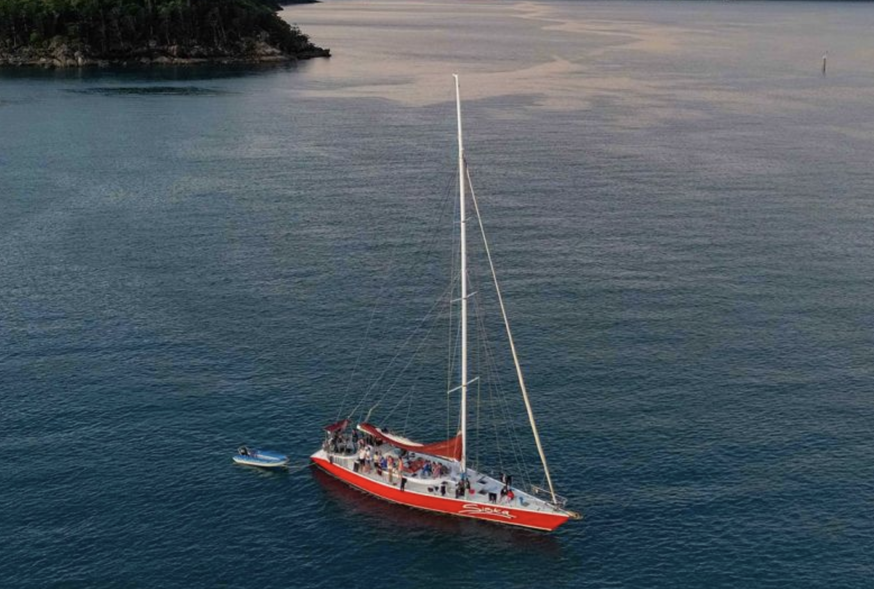 Siska 2-Day 1-Night Whitsundays Sailing Tour | Backpacker